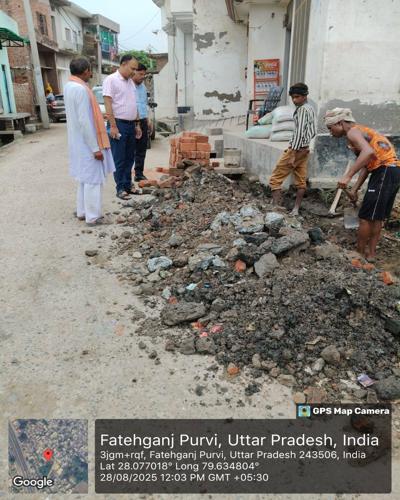 सड़क निर्माण कार्य